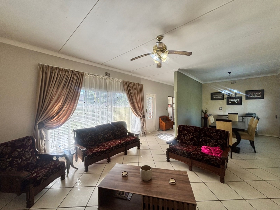 3 Bedroom Property for Sale in Flimieda North West